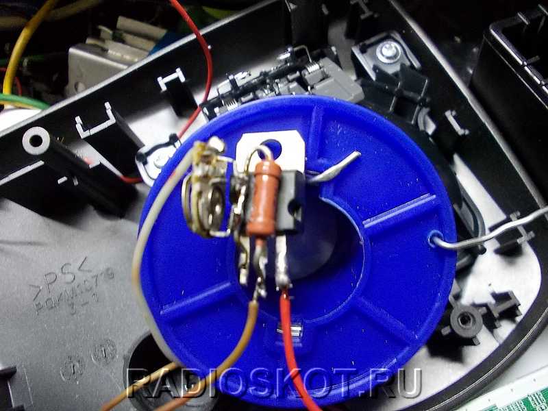 простой стабилизатор в радиотелефон на LM317