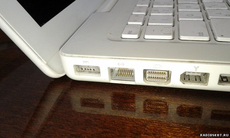Гнездо питания Apple Macbook