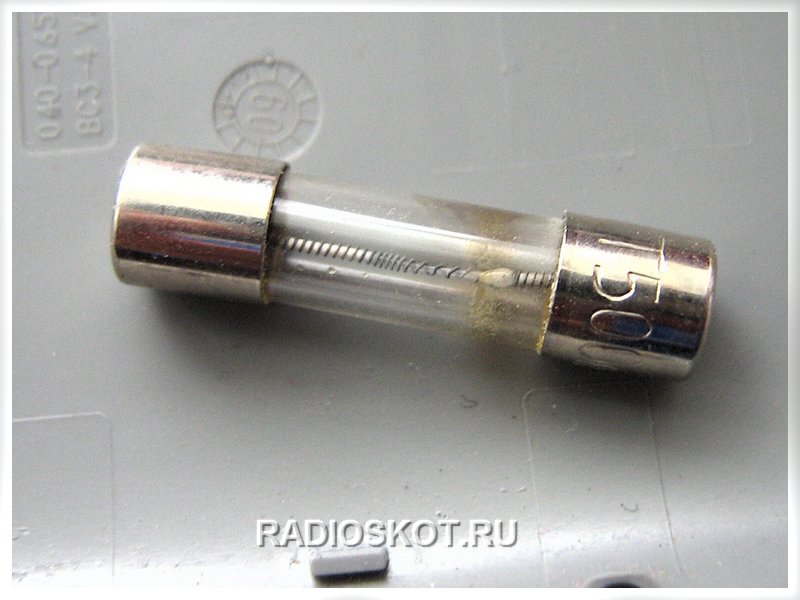 Сгоревший предохранитель в CD плеере JVC