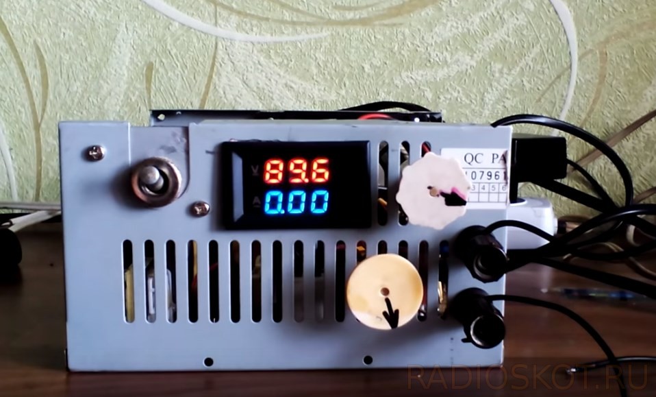 РЕГУЛИРУЕМЫЙ БЛОК ПИТАНИЯ - ЗАРЯДНОЕ из компьютерного бп 220