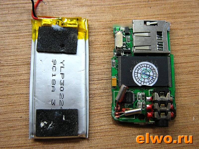 Разобранный MP3 плеер вид изнутри