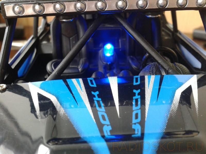 Rock Crawler светится