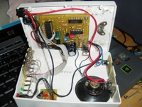 Схема и фотографии импульсного металлоискателя на микроконтроллере ATmega8 с индикацией на светодиодах.